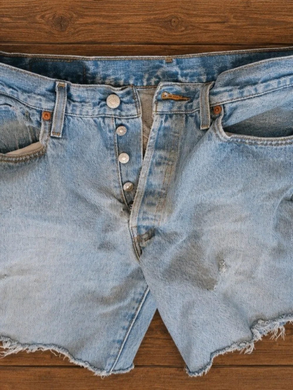High Rise Cutoff Denim Shorts Women’s Light Wash - Picture 3 of 4